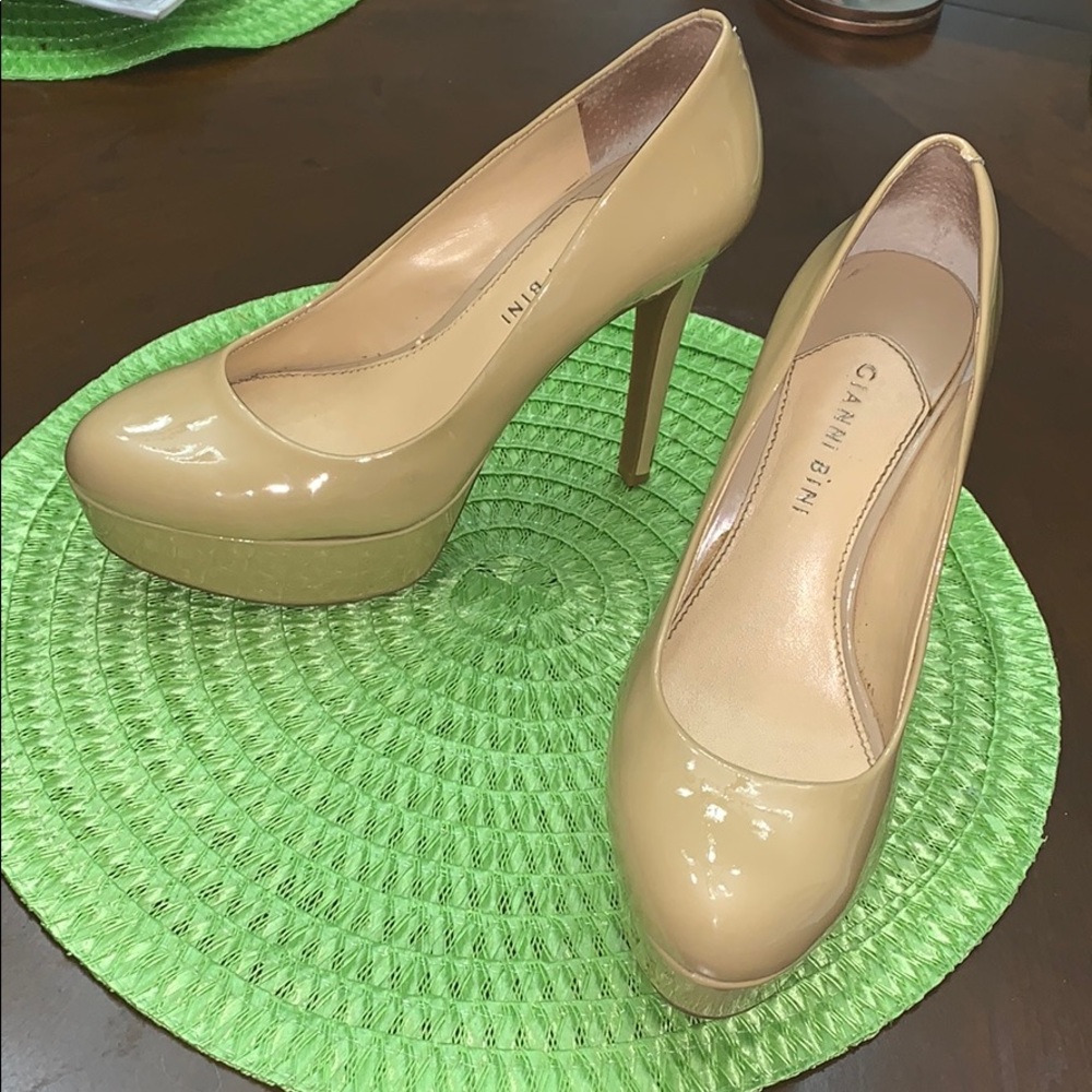 Elegant heels ♥️